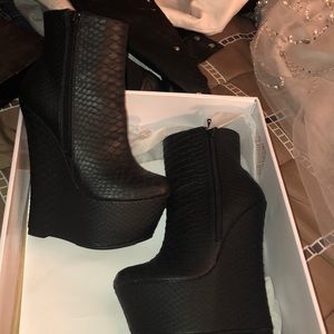 Sophia & Lee wedge platform leather booties